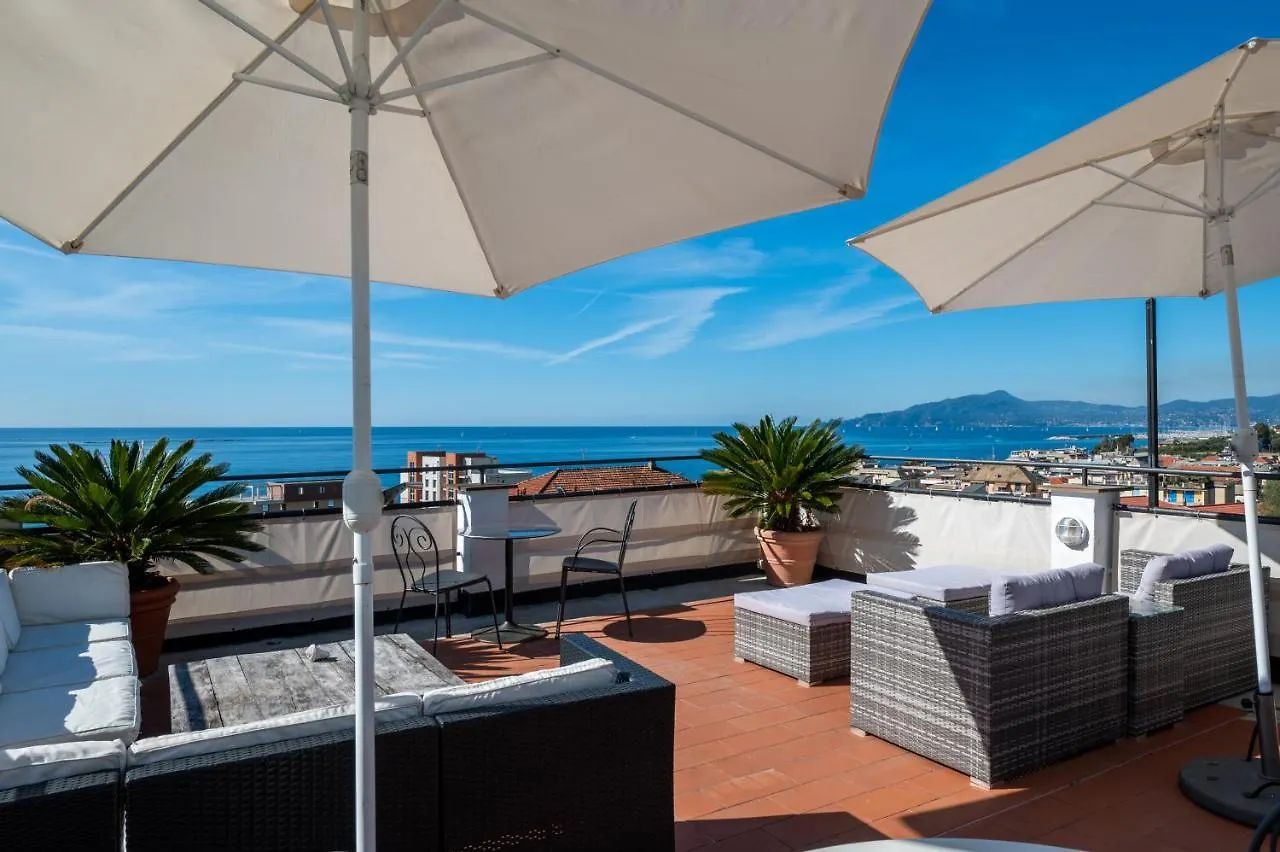 Gian Paul Hotel Lavagna 2*,  Italy