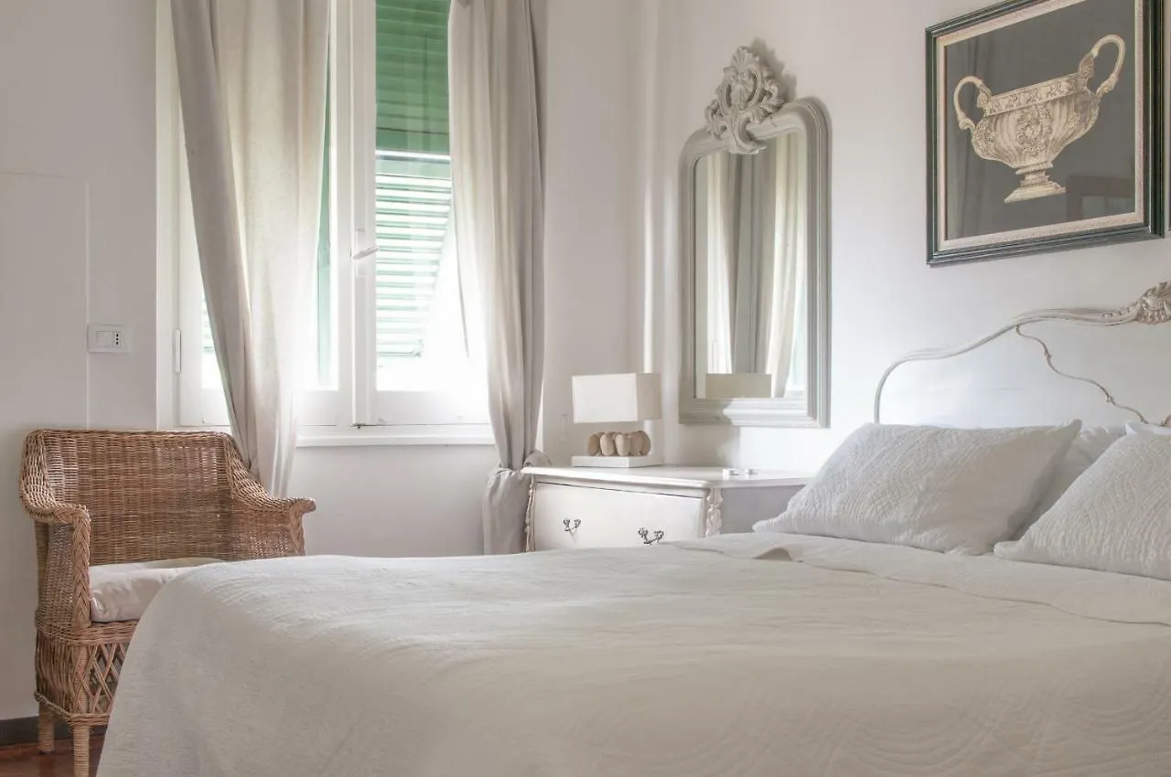 Gian Paul Hotel Lavagna 2*,  Italy