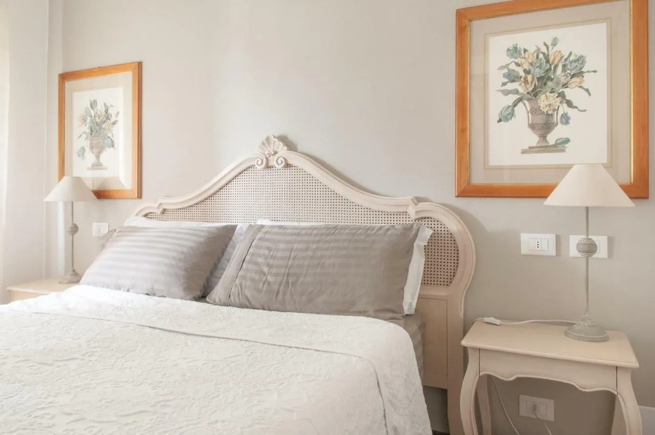 **  Gian Paul Hotel Lavagna Italy