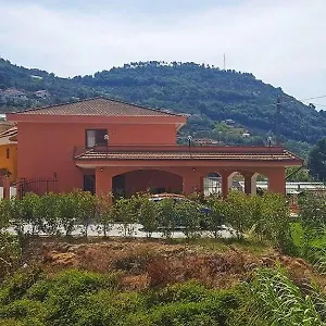 Couette-café Petitui, San Biagio della Cima